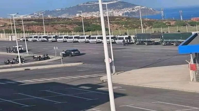 الأمن يوقف 47 شخصا بعد وصولهم إلى طنجة لتنفيذ عملية جماعية للهجرة غير المشروعة